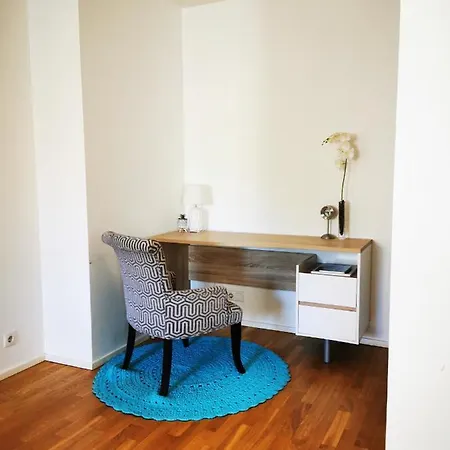 Dt Apartment, Spacious And Free Parking *