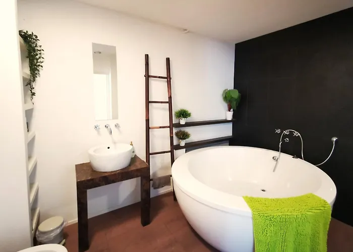 Appartement Dt Apartment, Spacious And Free Parking *