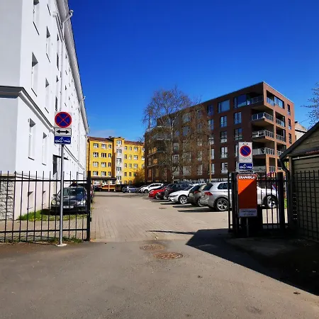 Dt Apartment, Spacious And Free Parking Reval