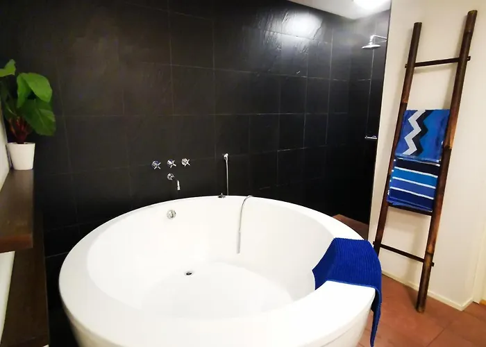 Dt Apartment, Spacious And Free Parking Appartement